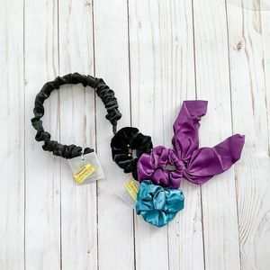 Scunci scrunchies and headband